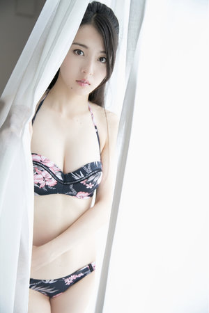 美女温情禁忌亲密视频