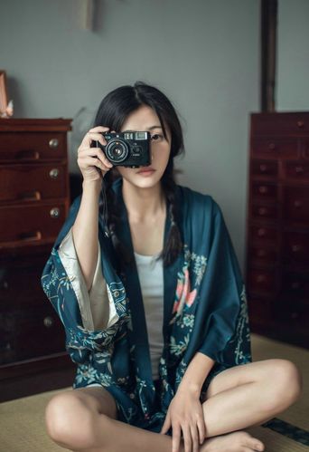 把腿扒开让我添30分钟视频