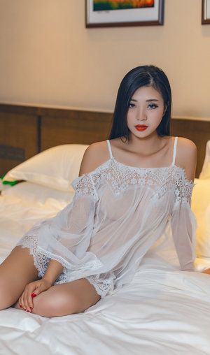 一个男生把另一个男孩 哭了 相关