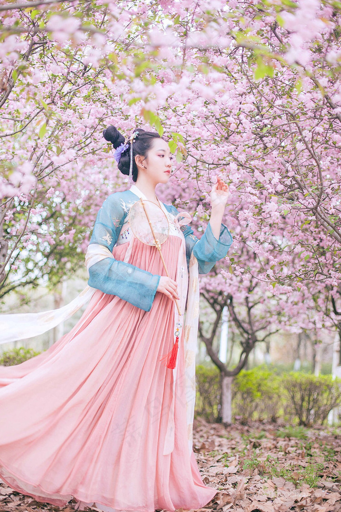 500篇艳妇短篇合换爱视频