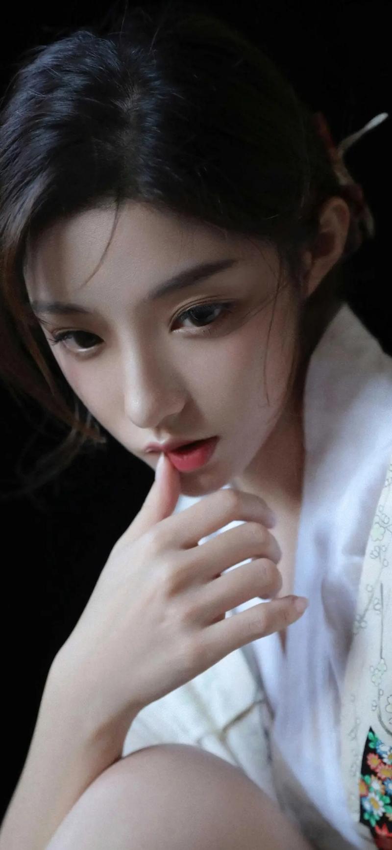 爱液充沛的湿润成熟女子